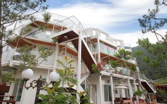Gapyeong Solle Spa Pension