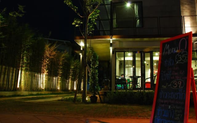 Bed Stop Hotel