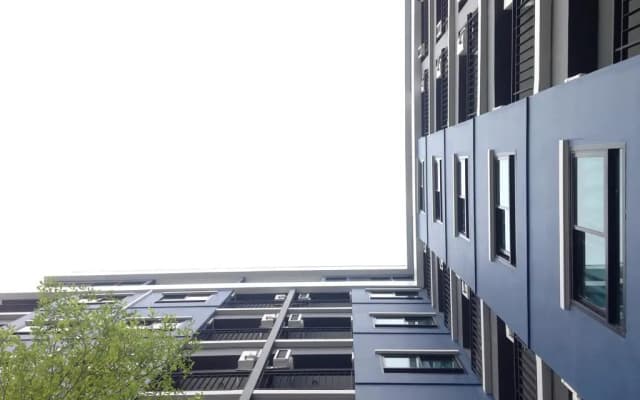 Ploen Ploen Residence