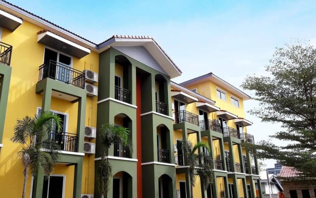 B2 Buriram Boutique & Budget Hotel