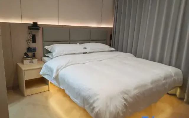 Shi Bingxutian Hotel