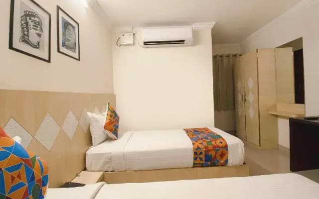 Fabhotel Eden Stay