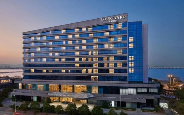 Courtyard by Marriott Xiamen