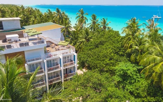 Отель Dhiguveli Maldives