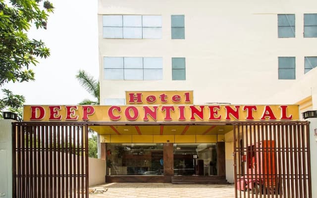 Deep Hotel & Restaurant