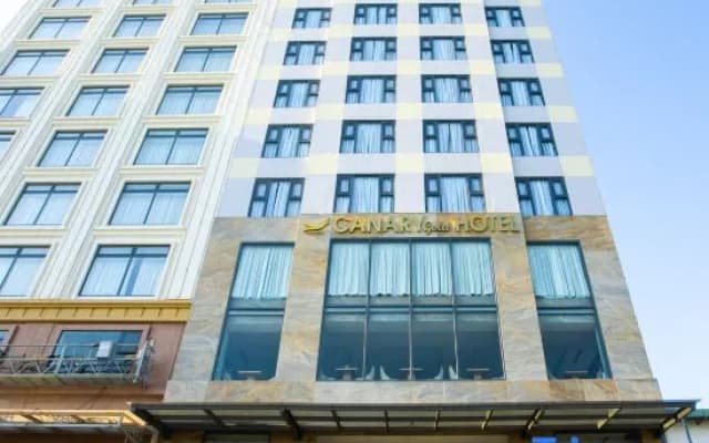 Canary Gold Hotel Quy Nhơn, Beachfront