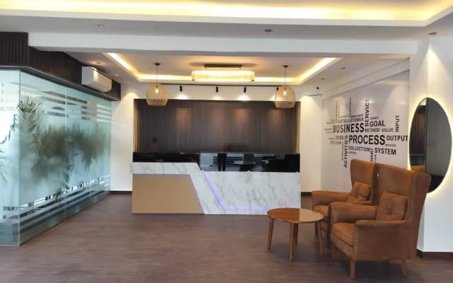 The Hoften Elite 32 Avenue, Sector 15, Gurugram