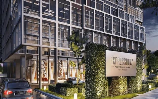 Expressionz Professional Suites by MyKey