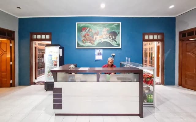 Hotel Djaya RedPartner near Alun Alun Nganjuk