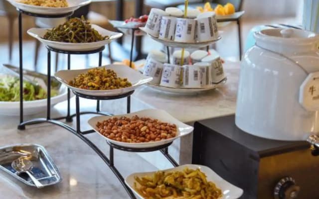 Ruidu e hotel state (grape shed store)