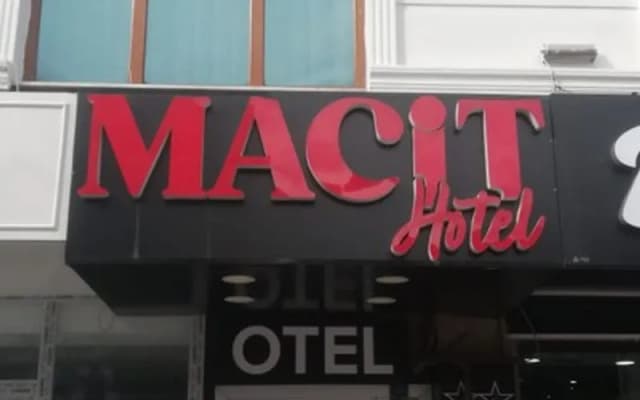 Macit Hotel