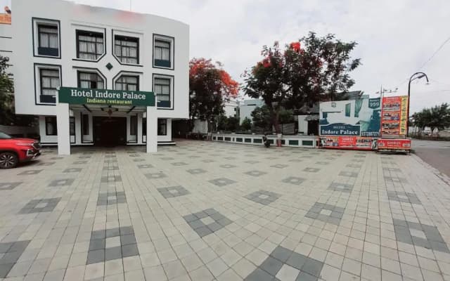 Hotel Indore Palace