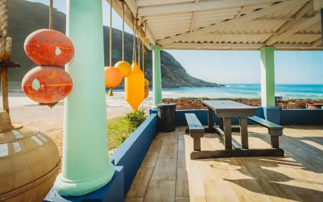 Silver Spray Beach Accommodation