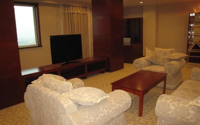 Elan Hotel Hohhot Railway Station