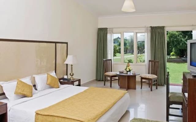 The Resort Country Club, Manesar