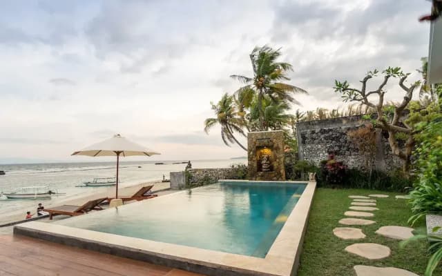 Utama Villas Beach Front Candidasa