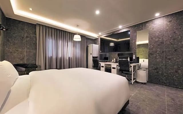 Cheonan Arden Hotel