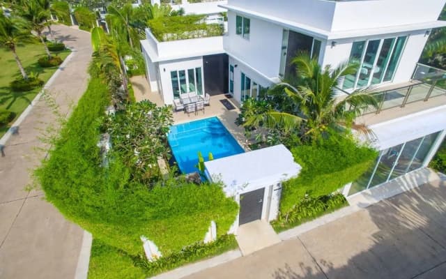 Premium Pool Villas Pattaya