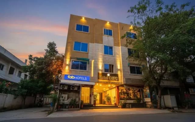 Fabhotel Csfc