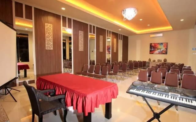Savita Inn