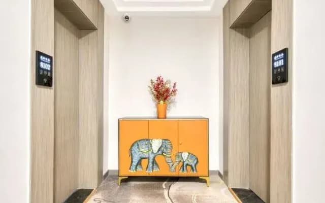Tingting Luxury Hotel