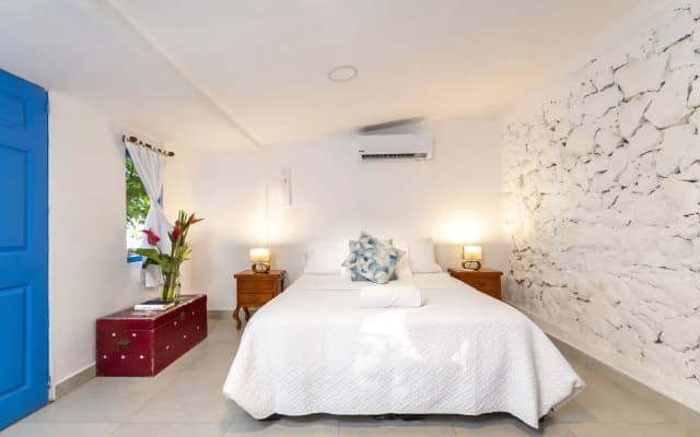 Hotel Coralina Island