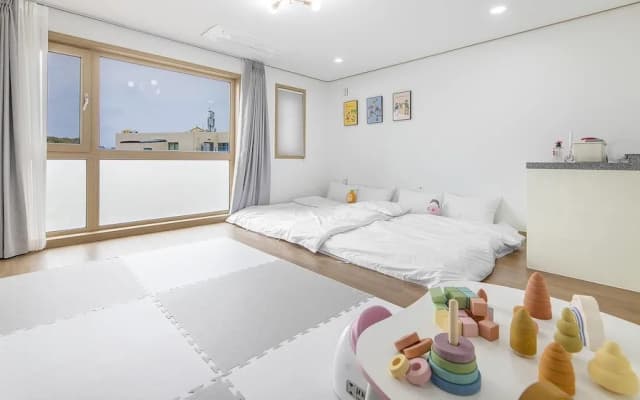 Jeju Seongsan Baekrok Kids Pension