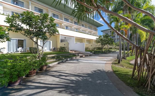 Blue Beach Grand Resort and Spa