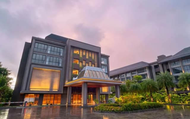 Nusa Dua Suites