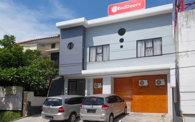 RedDoorz Near Tentrem Mall Semarang