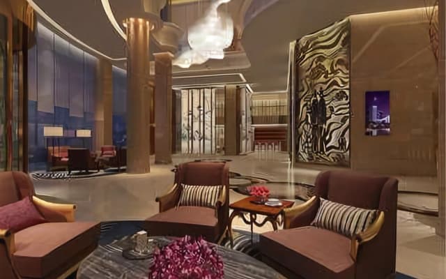 Weiyuan International Hotel (Fuyang High-speed Railway Station)
