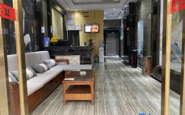 Zerman Hotel (Zhonghuan International Branch, Yunling Middle Road)