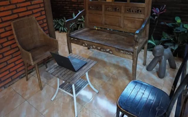 Hotel O Holy HomestayNearWisata Kopi Desa Tamansari