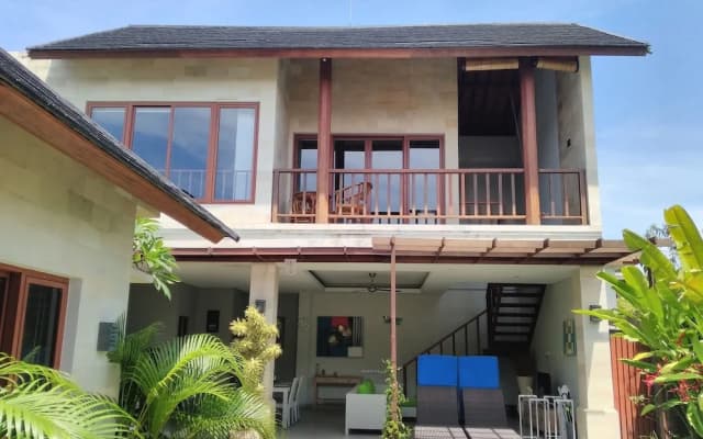 Sunshoot Villa Sandat
