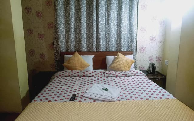 Hotel Himalaya Residency kanchenjunga view