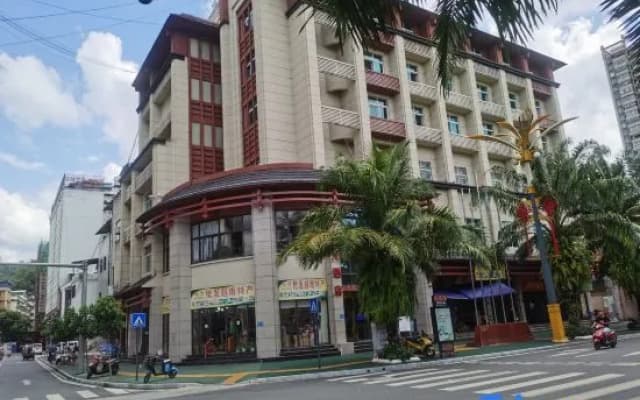 Tianbao Hotel