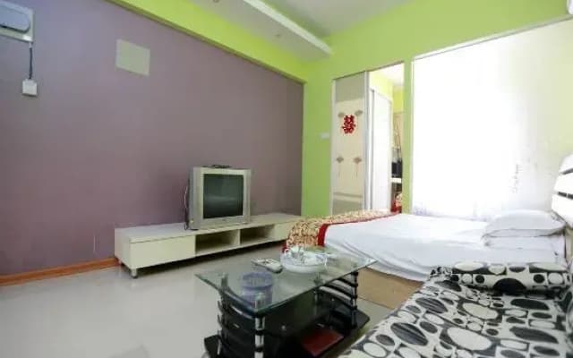 Yimi Yangguang Business Hotel