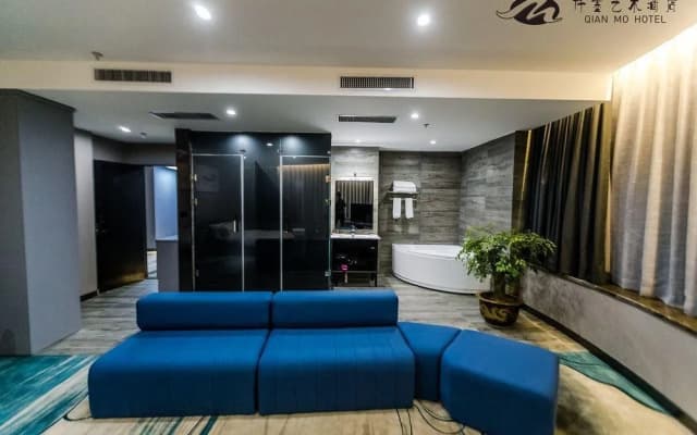 Qianmo Art Hotel