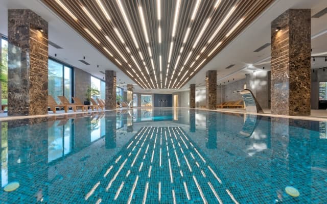 Курортный Отель Queen of Zlatibor hotel & Spa