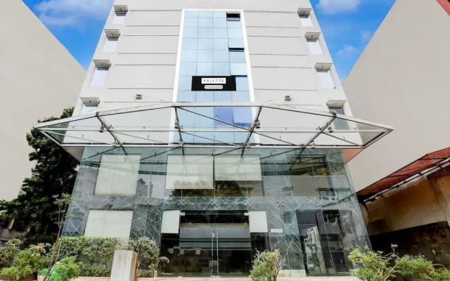 Stylish & Modern Stays at Palette River Front