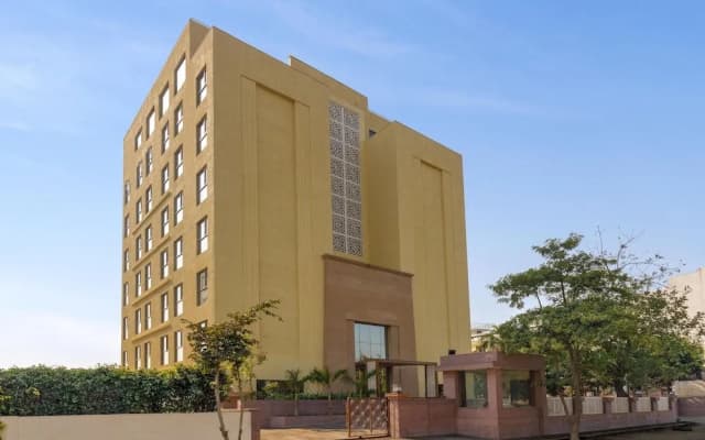 Ginger Greater Noida Pari Chowk