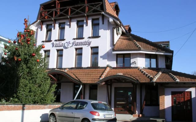 Garni Hotel Family