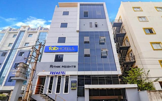 FabHotel Frenotel - Madhapur