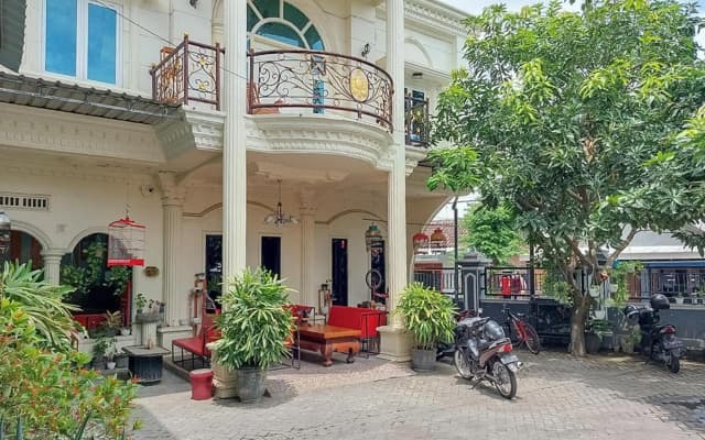 Icha Homestay Near Terminal Purabaya Madiun