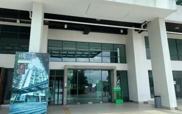 +WIFI Skyview Univ360 Place Facing Mines Lake
