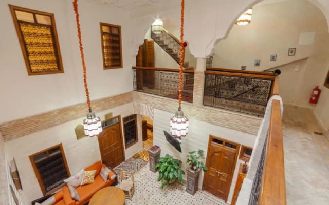 Riad Ikalimo 1