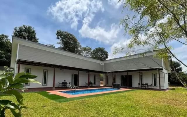 Villa RI Homestay