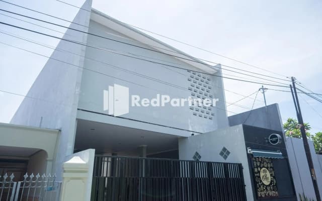 Athena House Syariah Near The Park Mall Solo Baru RedPartner