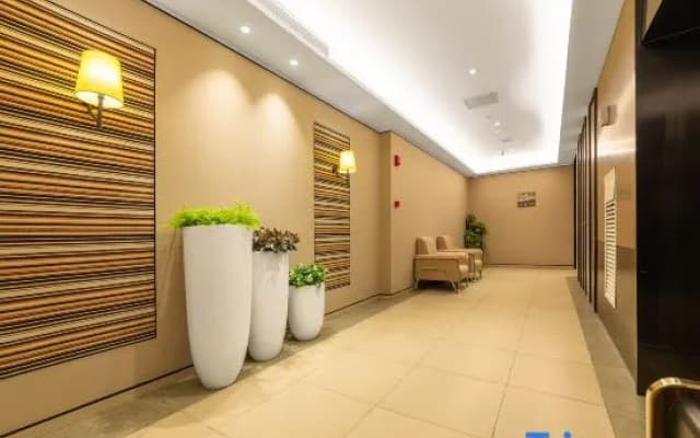 Ease Hotel (Anshun Huangguoshu Avenue Xintiandi)