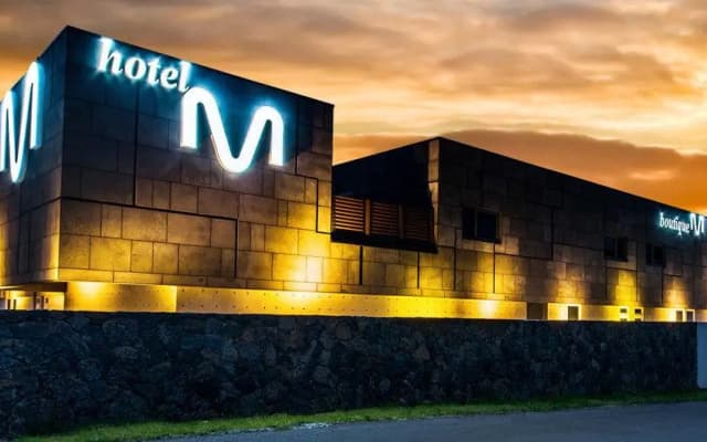 Hotel M